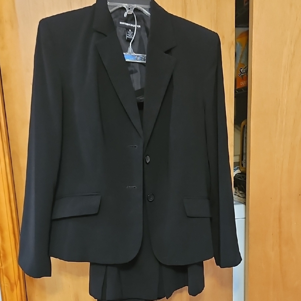 Black Suit By Norton McNaughton Ladies Size 12